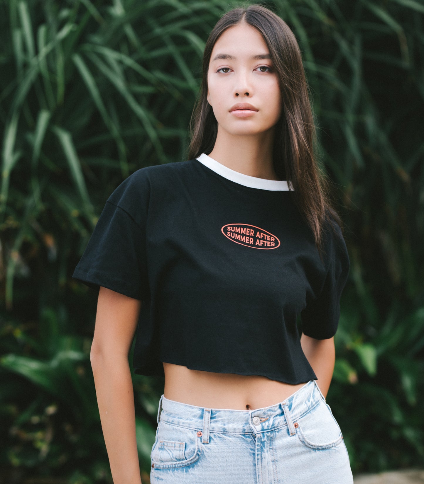 CROP BLACK TEE